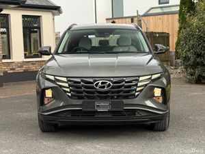 Stunning 221 Hyundai Tucson Executive! - Image 2