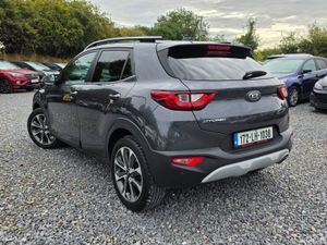 172 Kia Stonic 1.4/High spec/Irish/Warranty - Image 4