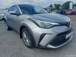 Toyota C-HR 1.8 HYBRID SOL AUTO 4DR - Image 4