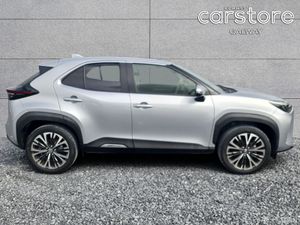 Toyota Yaris Cross Hybrid Z - Image 2