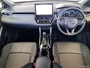Toyota Corolla Cross Z HYBRID AUTO - Image 3