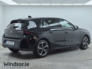 Opel Astra Hybrid Elegance Auto - Image 3