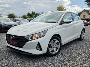 2022 Hyundai i20 Classic/Irish car/1yr Warranty - Image 3