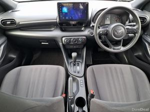Toyota Yaris X AUTO - Image 4