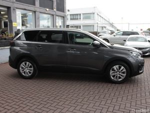 Peugeot 5008 2020 - Image 3