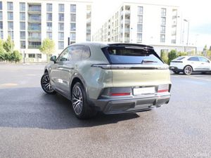 Porsche Cayenne Electric (New) - Image 2