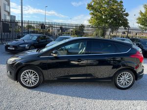 *LOW KM* 2013 (131) Ford Focus 1.0 Zetec - Image 4
