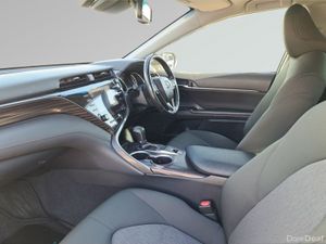 Toyota Camry HYBRID AUTO - Image 4