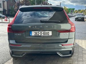 Volvo XC60 XC60 T6 Plus Dark AWD PHEV--Panoramic R - Image 4