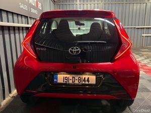 2019 Toyota Aygo 1.0 VVT-i x-play 1.0 Petrol Manau - Image 2