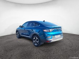 Renault Arkana TECHNO TCE 140 AUTO GSR - Image 3