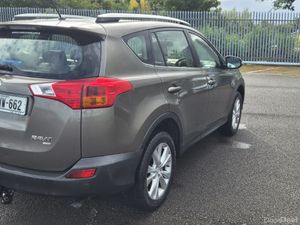 2015 Toyota RAV4 SOL 2.0 D4D - Image 4