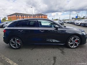AUDI A3 45 TFSIe S LINE COMPETITION 245BHP AUTO - Image 4