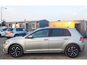Volkswagen Golf 1.6 TDI MATCH 115PS 5DR - Image 4