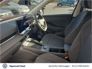 Volkswagen T-Roc LIFE 1.5TSI 116HP MHEV AUTO New R - Image 4
