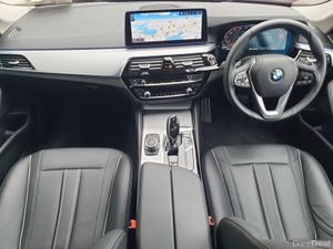 BMW 5-Series 520d SE - Image 4