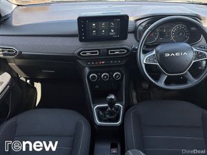 Dacia Jogger EXTREME SE 1.0 TCE 110BHP TOP SPEC *I - Image 2