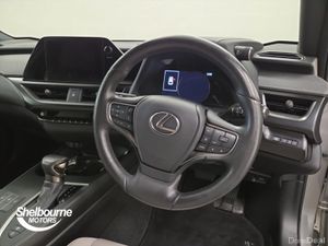 Lexus UX 250H F SPORT DESIGN - Image 4