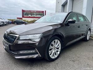 Skoda Superb 1.4 PETROL HYBRID COMBI STYLE AUTO - Image 3
