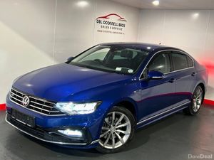 Volkswagen Passat R-LINE 2.0 TDI MANUAL 6SPEED FWD - Image 2