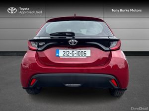 Toyota Yaris - Petrol - New Generation - Luna Edit - Image 4