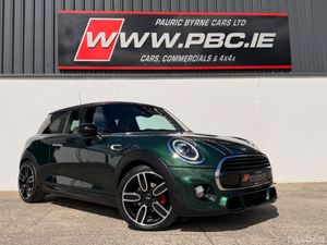 Mini Cooper 1.5D JCW Pack 2018 - Image 2