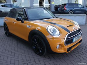 2.0SD COOPER EDITION 5DR HATCHBACK AUTO // AS NEW - Image 2