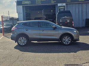 Nissan Qashqai 1.6 L Diesel - Image 3