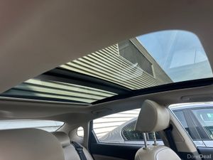 2017 Kia Optima 1.7 D Platinum SR Automatic - Image 4