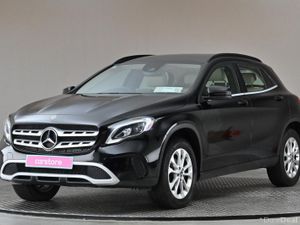 Mercedes-Benz GLA GLA 180 **BEIGE LEATHER** - Image 3