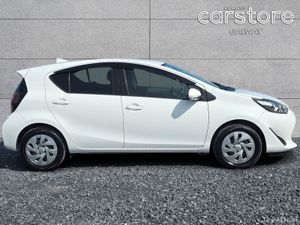 Toyota Aqua S - Image 2