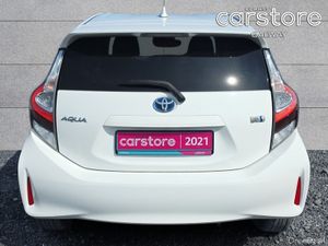 Toyota Aqua S - Image 4