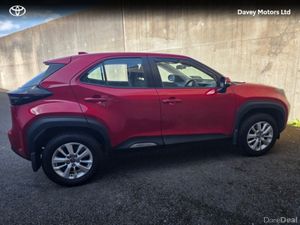 Toyota Yaris Cross CR CROSS LUNA 4DR AUTO - Image 3
