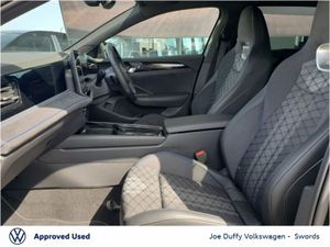 Volkswagen Passat Passat R-Line Phev S-A  R-Line - Image 4