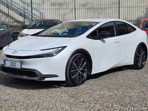 2023 Toyota Prius Hybrid - Image 4