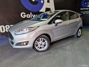 Ford Fiesta ZETEC ** ONLY 54K MILES, IMMACULATE, F - Image 4