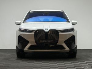 BMW iX 40 M SPORT XDRIVE - Image 2