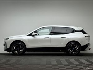 BMW iX 40 M SPORT XDRIVE - Image 4