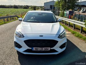 Ford Focus  1.5 TDCI ST-LINE X 120PS - Image 2