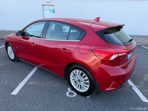 Ford Focus 1.5 TDCI, TITANIUM MODEL, DEALER SERVIC - Image 4