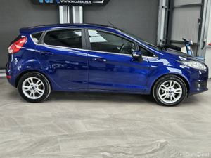 17 FORD FIESTA ZETEC EDITION - Image 3