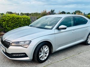 2022 Skoda Superb 2.0L AUTOMATIC - Image 2