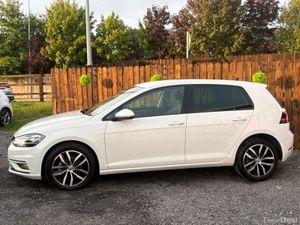 Volkswagen Golf HIGHLINE - AUTO - 62KMS - Image 4