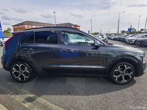 KIA NIRO 1.6 K4 AUTOMATIC PETROL PLUG-IN HYBRID - Image 4