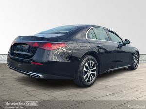 Mercedes-Benz E-Class E220d Avantgarde Plus AUTO - Image 4
