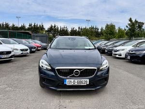 VOLVO V40 2017 2.0, DIESEL D4 CROSS COUNTRY - Image 2