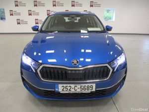 Skoda Octavia Selection Plus Estate DSG 2025 - Image 4