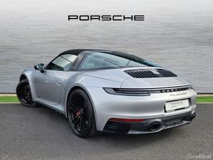 Porsche 911 Targa 4 GTS - Image 3