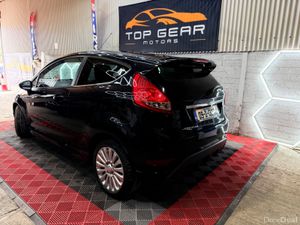 2009 Ford Fiesta 1.4 Petrol automatic - Image 4