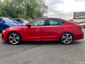 Skoda Octavia 2.0 PETROL VRS AUTOMATIC - Image 4